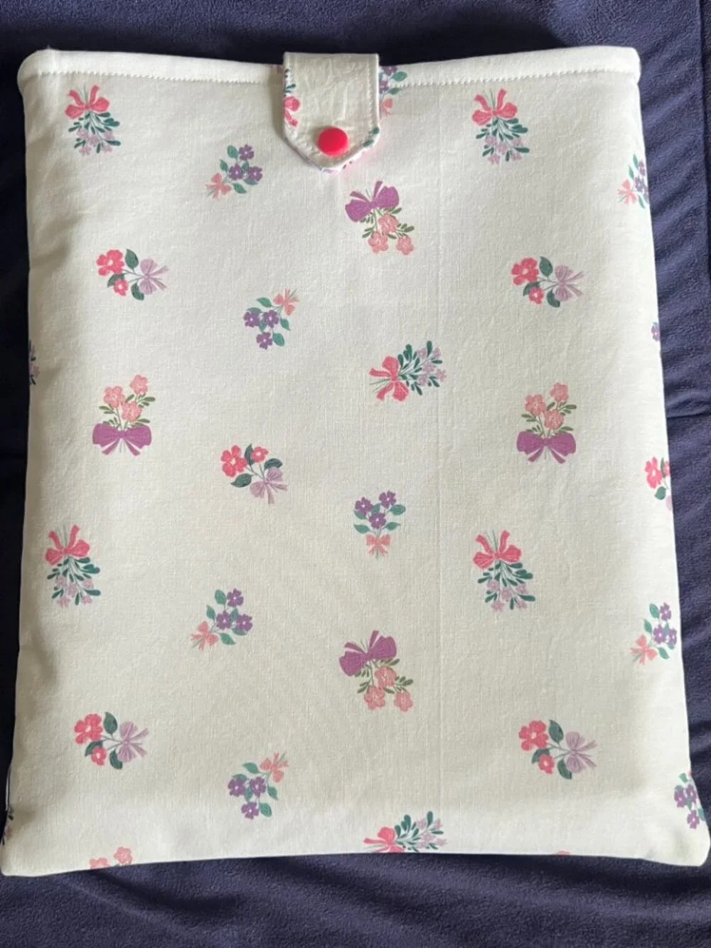 NWOT Large Book Sleeve & eBook Cover: Handmade Padded iPad Snap Pouch